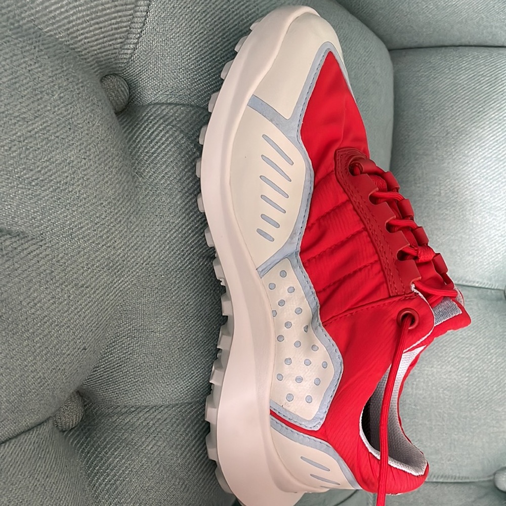 Camper Vibrant Red and White Sneakers only the price sticker I have remove - Picture 5 of 6